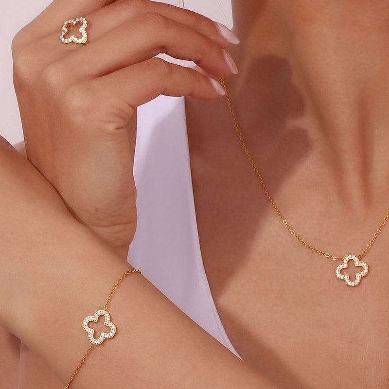 Hollow Clover Bracelet - 18k